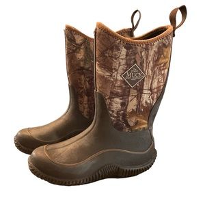 Kids Size 2 Camo Boots -  The Original Muck Companu